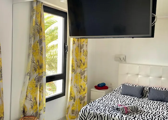 Casa Amaya 208 *